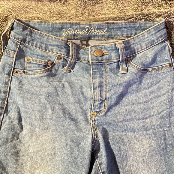 Universal Thread Skinny Jeans - Picture 2 of 2